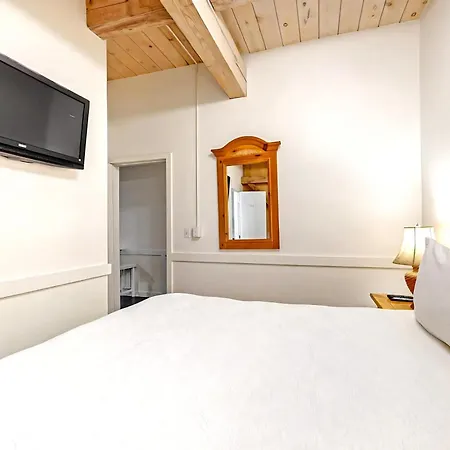 Island Inn Oak Bluffs Esterno foto